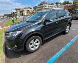 Toyota RAV4 2.0 D-4D 124 CV (91 kW)