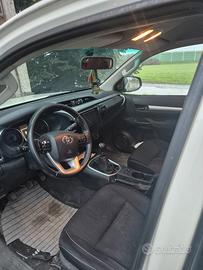 TOYOTA Hilux 4ª serie - 2016