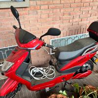 Bici elettrica scooter