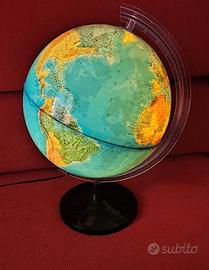 Mappamondo Luminoso -Fisico-Politico-D.= 30 cm.