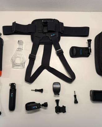GoPro Hero 8 Black + Kit completo di accessori
