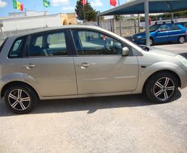 FORD FIESTA 1.4 TDCi KW50/5porte/ARIA COND/MOTORE 