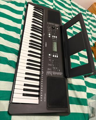 Tastiera Yamaha PSR E373