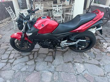 Moto suzuki