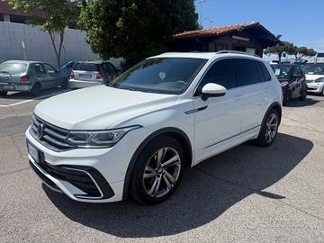 Volkswagen Tiguan 1.5 TSI 150 CV DSG ACT R-Line