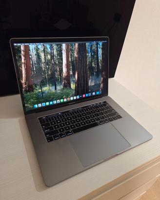 Apple MacBook Pro 15 A1990 i7 - 16GB - 500GB SSD