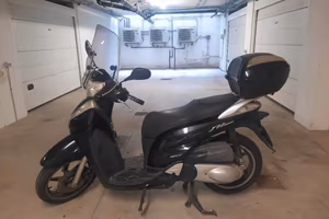 Moto Honda SH300