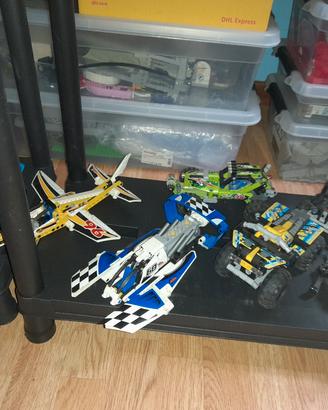 Lotto collezione mezzi lego