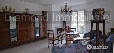 Appartamento con garage Piedimonte Etneo