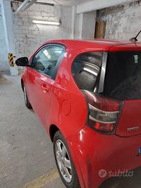 toyota IQ 