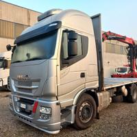 Iveco stralis + caricatore e pianale