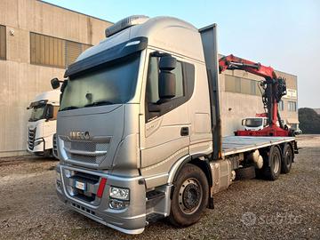 Iveco stralis + caricatore e pianale