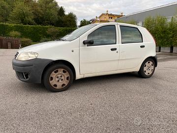 FIAT PUNTO 2005