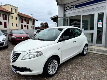 Lancia Ypsilon 1.3 MJT 95CV 5P -Neopatentati