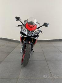 Aprilia RSV4 R F 2018 - Akrapovic
