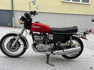 Suzuki GT550