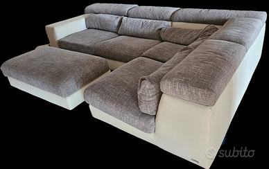 Divano 3-4 posti con chaise longue e pouf 