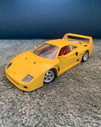 Bburago Ferrari F40 Giallo Modena | Scala 1/18