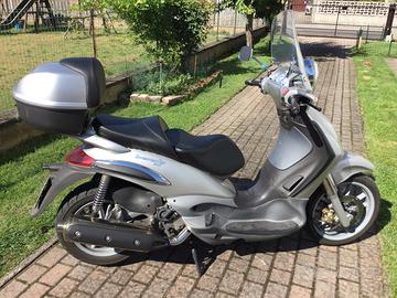 Piaggio Beverly 500