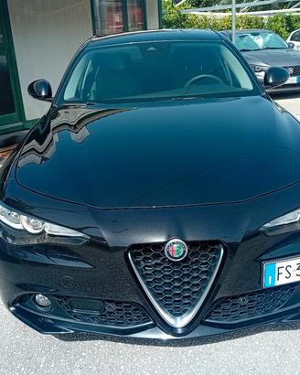 Alfa Romeo Giulia 2.2 Turbodiesel 180 CV Super - M