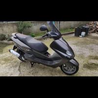 Yamaha Majesty 125 - 2024