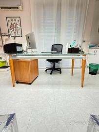 Scrivanie professionali studio o ufficio