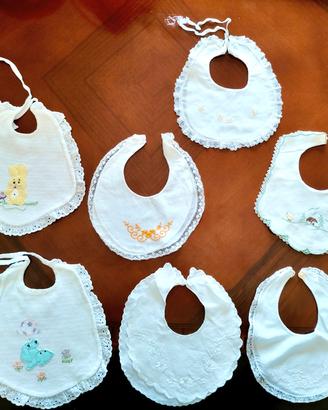 Set 7 Bavaglini Neonato Ricamati Pizzo Vintage