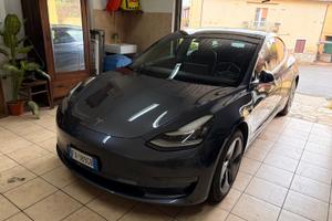 Tesla Model 3 Long Range Dual Motor AWD Autopilot
