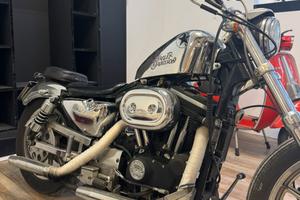 Harley-Davidson Sportster 1200 Custom