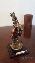 Soprammobile fermacarte