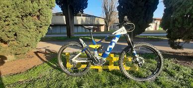 Bicicletta Elettrica Husqvarna Hard Cross HC8