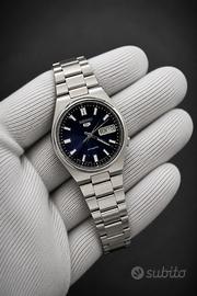 Vintage Seiko 5 Sport Blue Dial 7009 Day Date