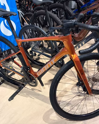 Bici gravel  Advance REVOLT 2