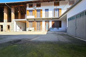 CASA INDIPENDENTE A CALUSO