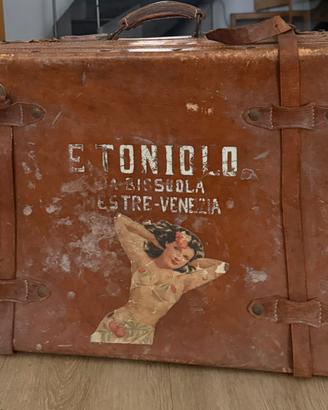 Valigia in cuoio vintage