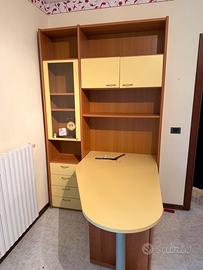 Scrivania con Armadio