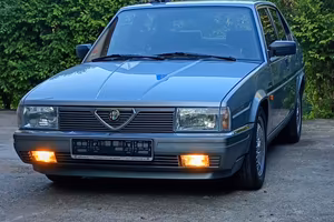 Alfa romeo 90 , 2.0, 6V. Iniezione