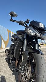 Triumph street triple 765 RS
