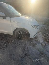 Cerchi 16 poccili audi A1