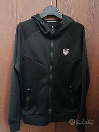 EA7 di Emporio Armani "Premium Shield"