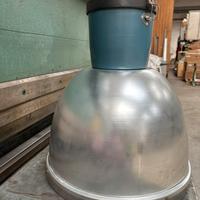 Lampade per capannone/ loft