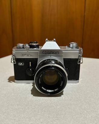 Canon FTb QL + 50mm f/1.8