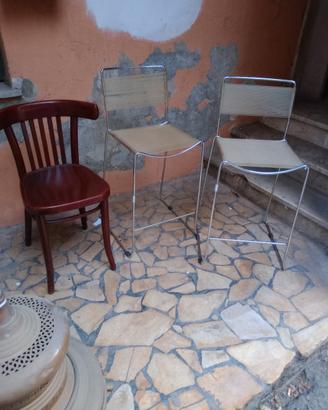 sedia tone e sedie in acciaio