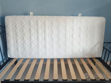 Letto singolo in ferro battuto blu