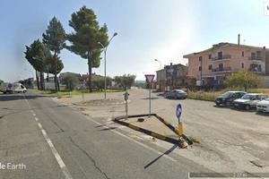 Locale commerciale vari usi