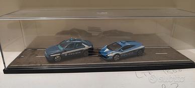 coppia modellini Polizia