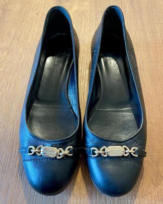 Ballerina Gucci in pelle nera