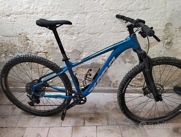 Mountain-bike Kona, anno 2023, taglia M ,cerchi 29