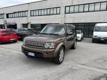 Land Rover Discovery 4 3.0 SDV6 245CV SE E