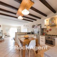 APPARTAMENTO IN VIA CAMPENAVE